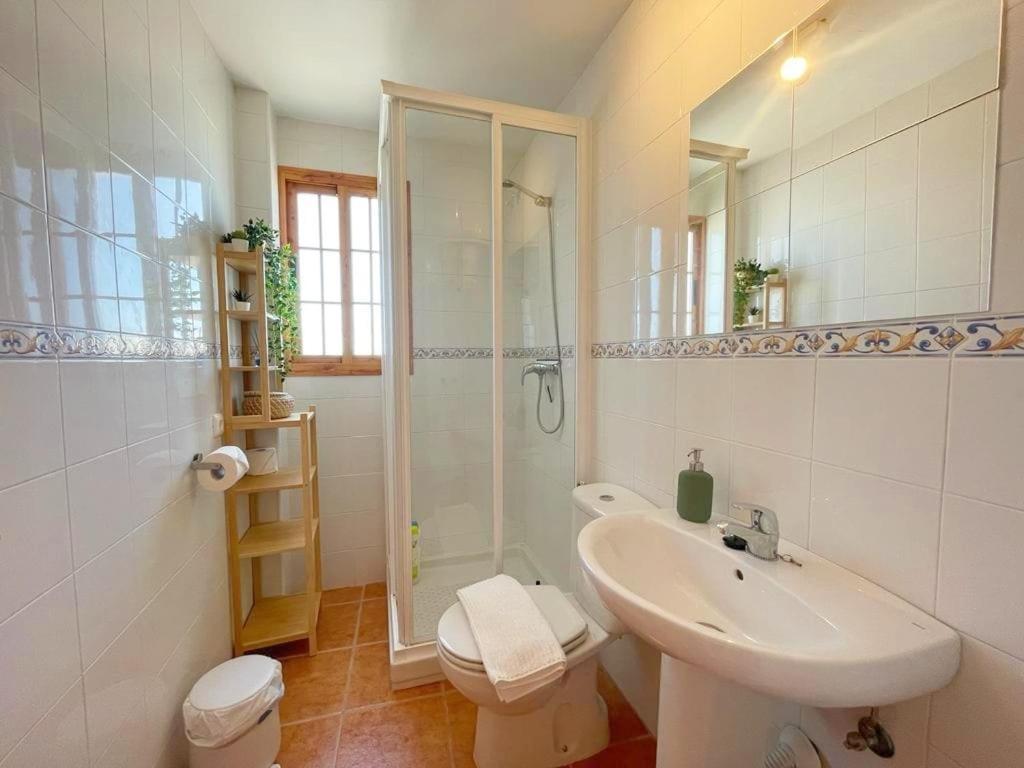 Modern, Bright And Comfortable Apartment With Shared Roof Terrace Canillas de Aceituno 외부 사진